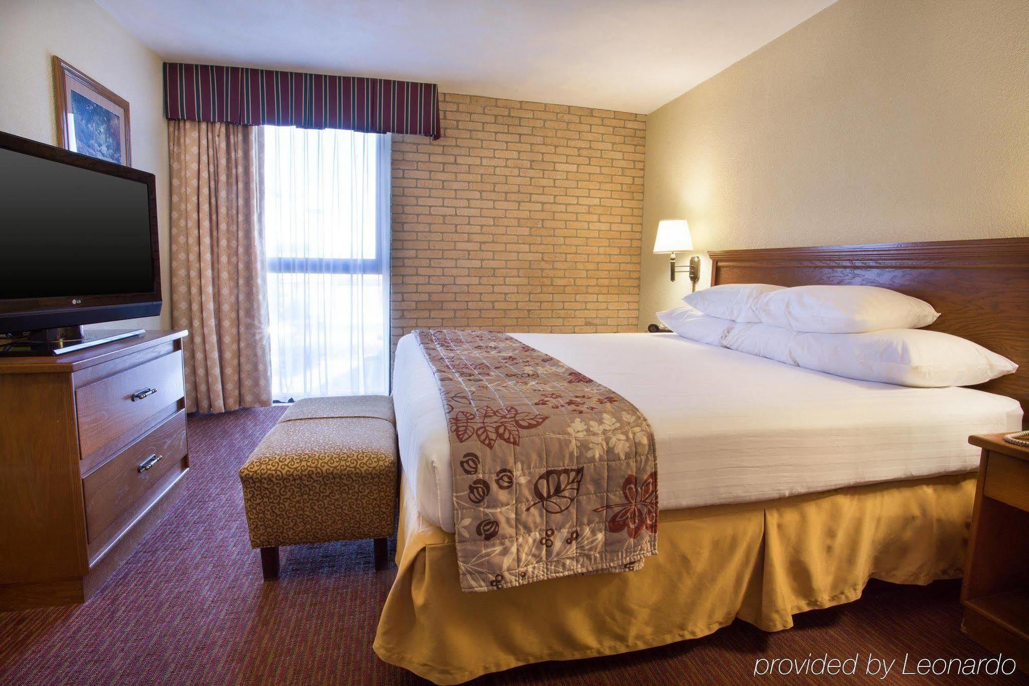 Drury Inn & Suites San Antonio Northeast Exterior photo