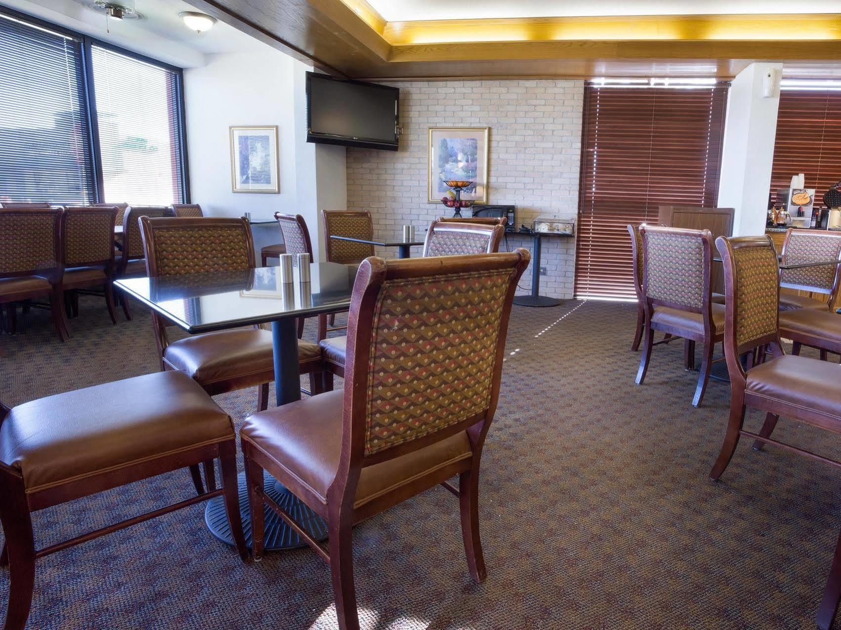 Drury Inn & Suites San Antonio Northeast Exterior photo